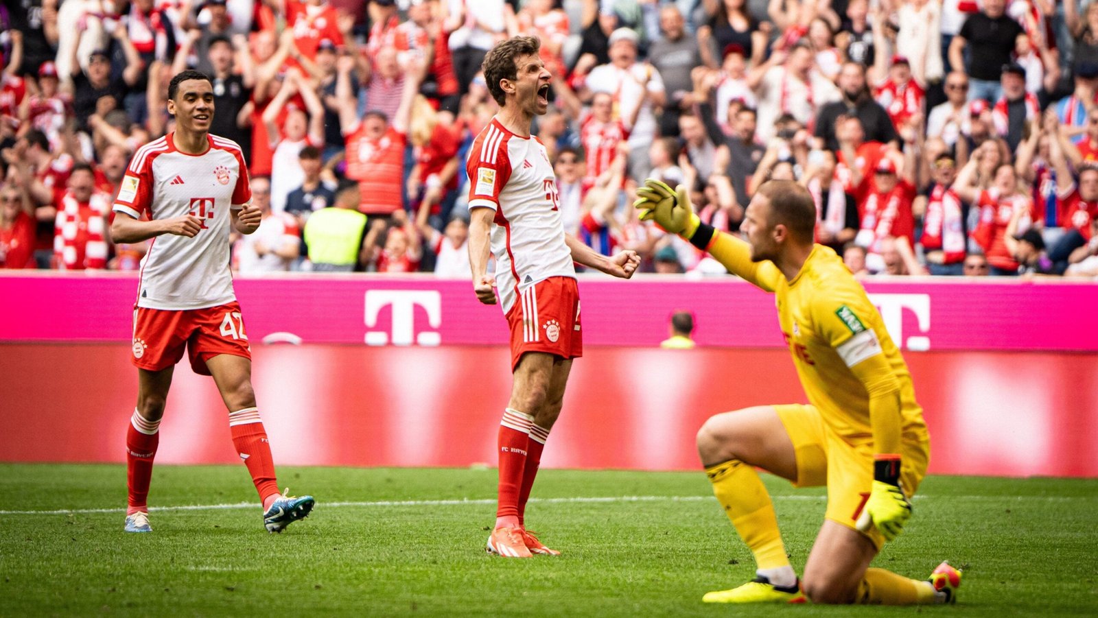 Bayern de Munique vence o Colônia e adia título do Leverkusen no Alemão