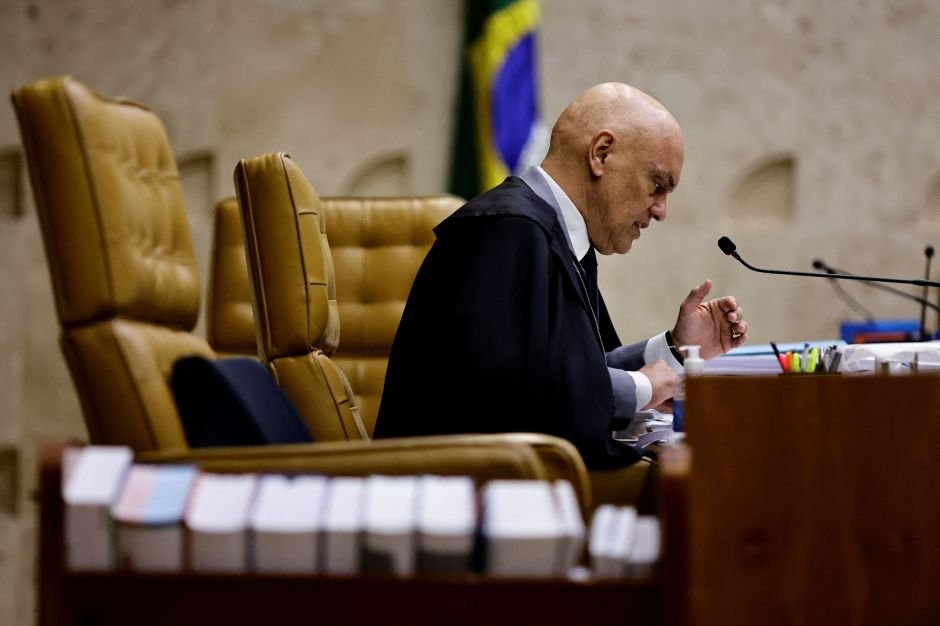 TSE ordenou remoção de post do UOL com matéria que falava sobre Moraes